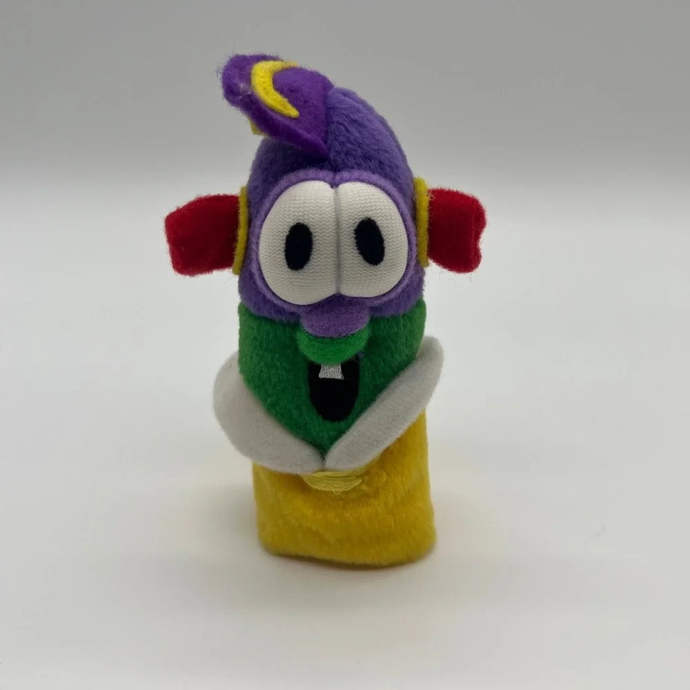 Vintage 1998 Veggietales C.R Gibson LarryBoy The Cucumber Finger Puppet